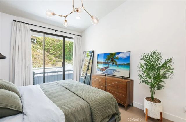 10 Ima Loa Court, Newport Beach, CA 92663