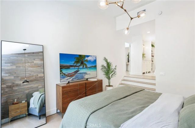 10 Ima Loa Court, Newport Beach, CA 92663