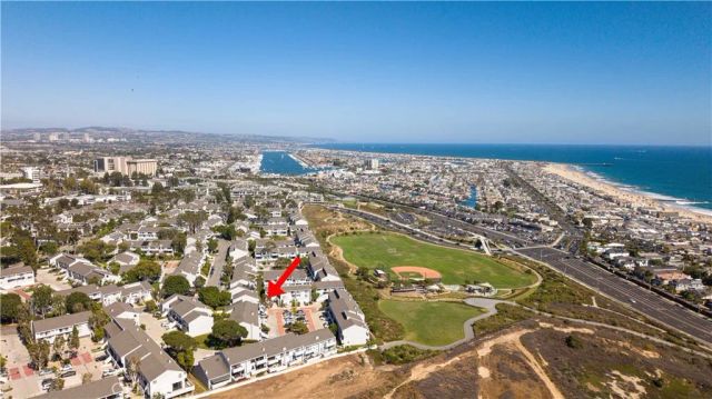 10 Ima Loa Court, Newport Beach, CA 92663