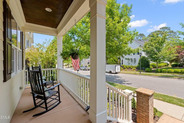 1905 Green Oaks Parkway, Holly Springs, NC 27540