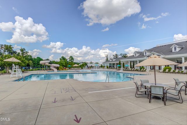 1905 Green Oaks Parkway, Holly Springs, NC 27540