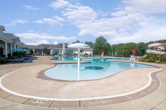 1905 Green Oaks Parkway, Holly Springs, NC 27540