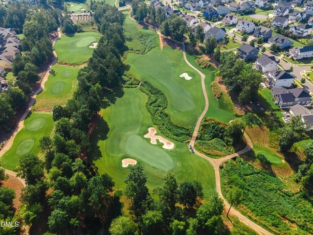 1905 Green Oaks Parkway, Holly Springs, NC 27540