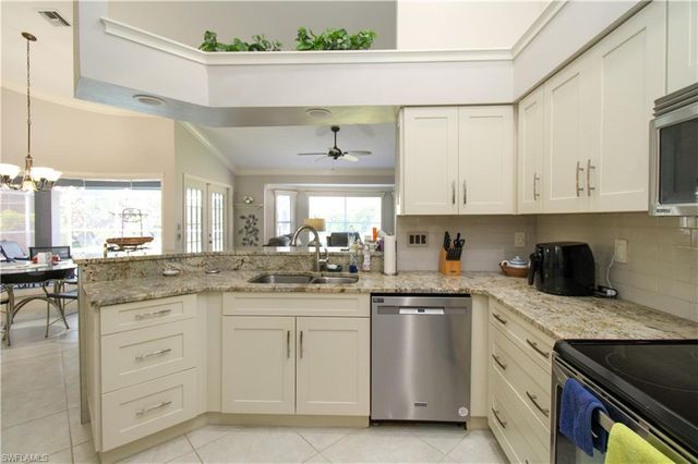 333 Wentworth CT, Naples, FL 34104