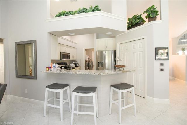 333 Wentworth CT, Naples, FL 34104