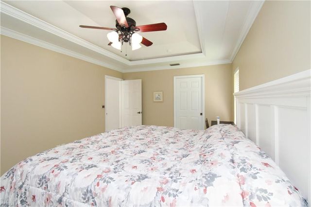 333 Wentworth CT, Naples, FL 34104