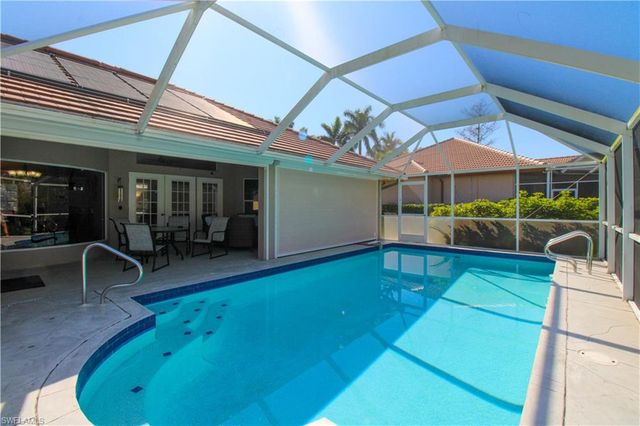333 Wentworth CT, Naples, FL 34104