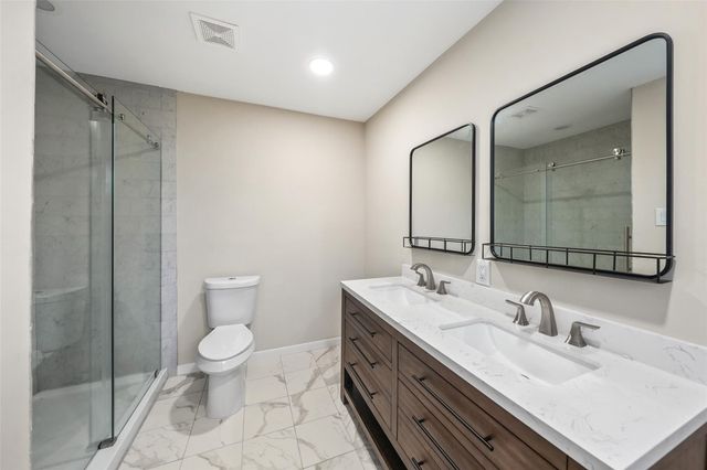 1926 Maple Lakes Drive, Houston, TX 77339