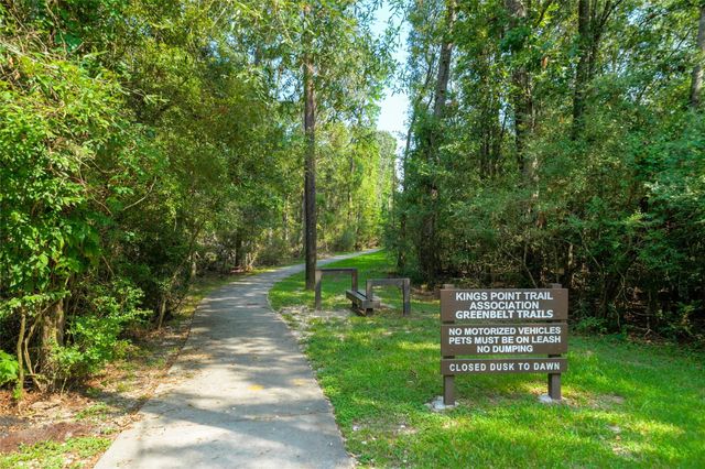 1926 Maple Lakes Drive, Houston, TX 77339