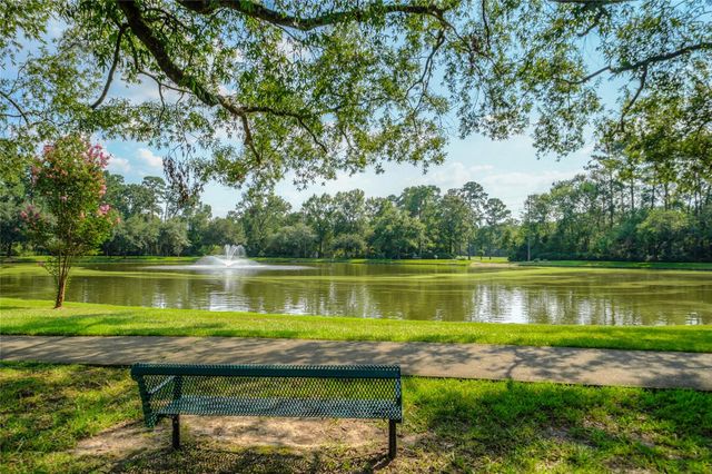 1926 Maple Lakes Drive, Houston, TX 77339
