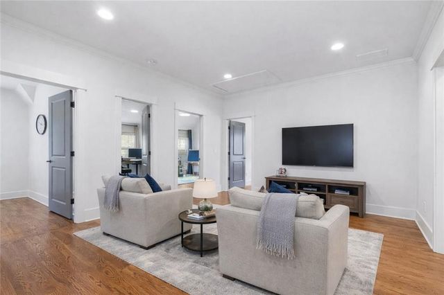 2174 Pine Cone NE Lane, Atlanta, GA 30319