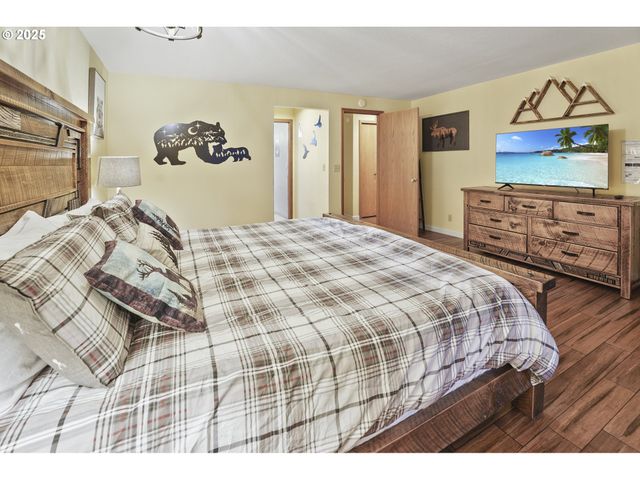 17704 ROGUE Ln, Sunriver, OR 97707
