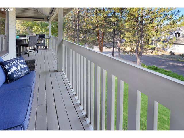 17704 ROGUE Ln, Sunriver, OR 97707