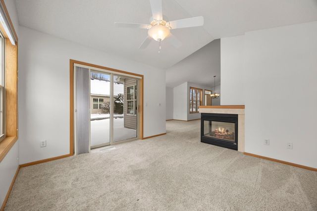 11084 Eagle Ridge Way, Chisago City, MN 55013