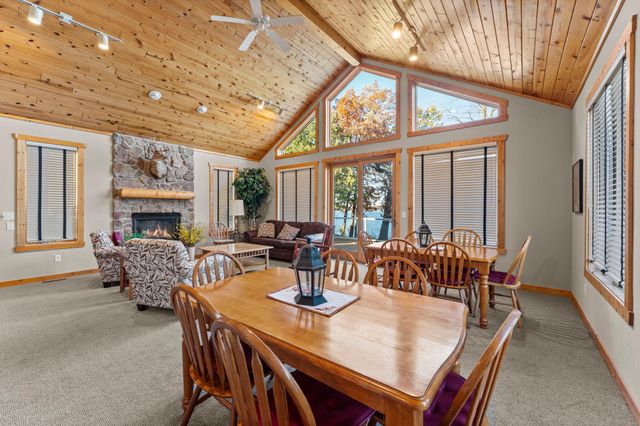 11084 Eagle Ridge Way, Chisago City, MN 55013