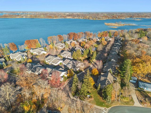 11084 Eagle Ridge Way, Chisago City, MN 55013