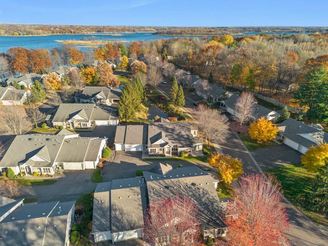 11084 Eagle Ridge Way, Chisago City, MN 55013