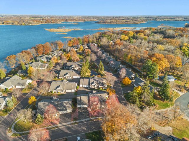 11084 Eagle Ridge Way, Chisago City, MN 55013