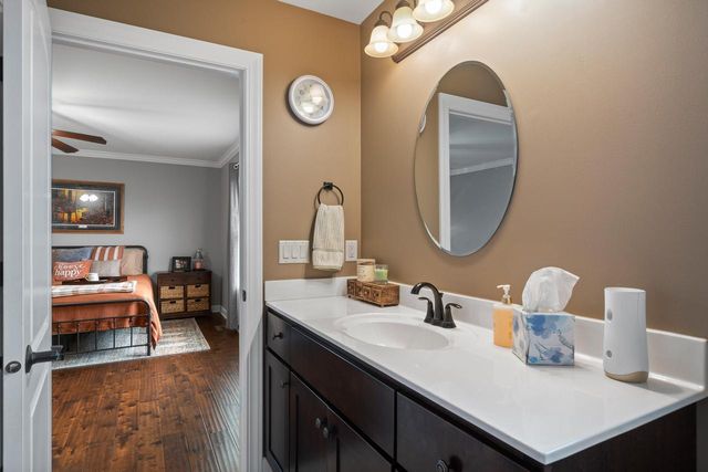 724 N Joshua LANE, Lake Geneva, WI 53147