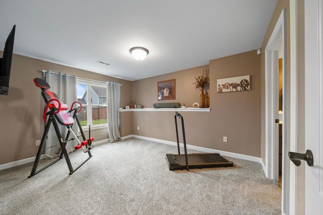 724 N Joshua LANE, Lake Geneva, WI 53147