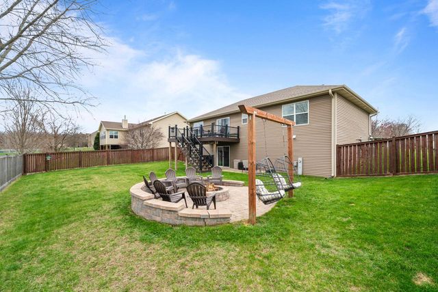 724 N Joshua LANE, Lake Geneva, WI 53147
