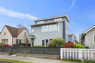 6233 Carleton Avenue S, Seattle, WA 98108