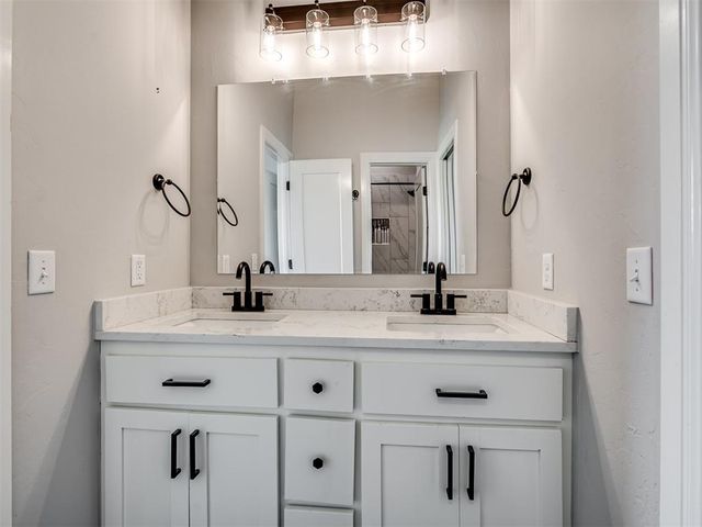 11406 Blue Heron Creek, Guthrie, OK 73044