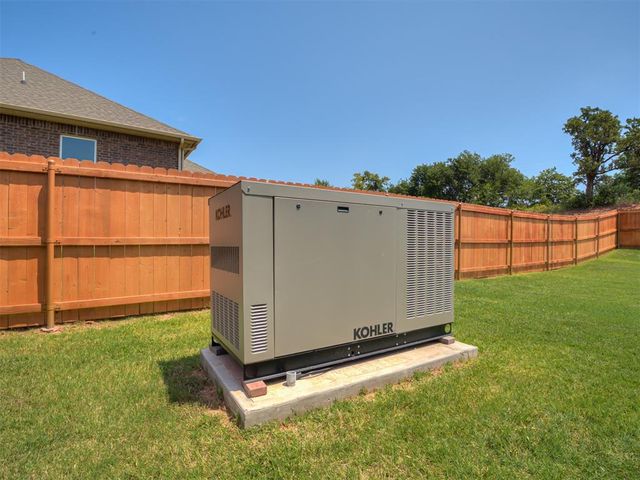 11406 Blue Heron Creek, Guthrie, OK 73044