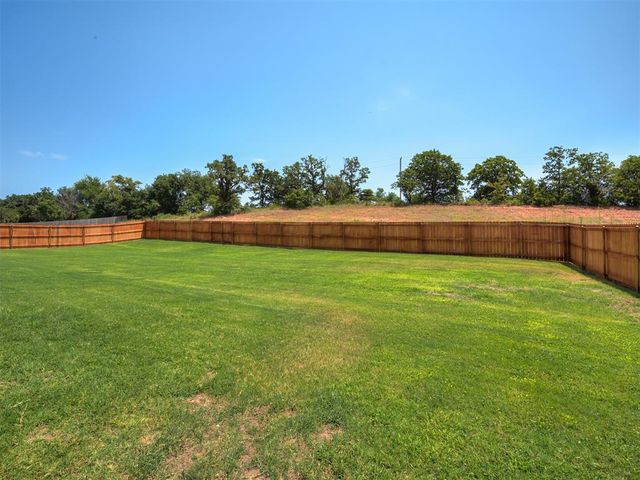 11406 Blue Heron Creek, Guthrie, OK 73044