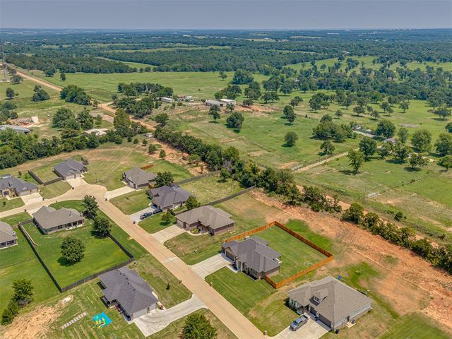 11406 Blue Heron Creek, Guthrie, OK 73044
