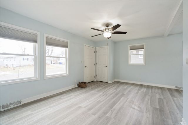 135 Eastview Drive NW, Cedar Rapids, IA 52405