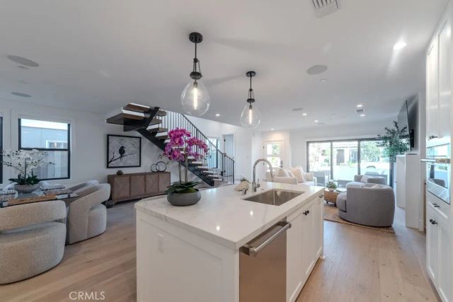 603 Acacia Avenue A, Corona Del Mar, CA 92625