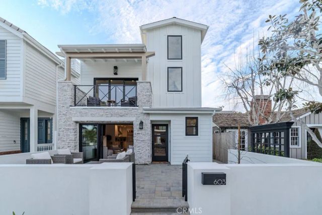 603 Acacia Avenue A, Corona Del Mar, CA 92625