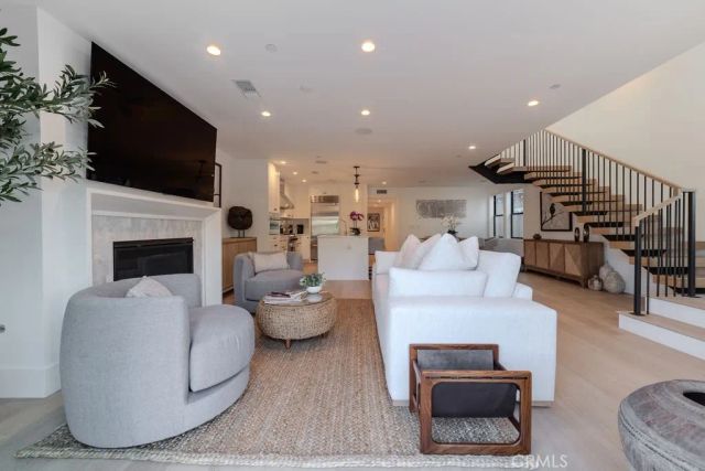 603 Acacia Avenue A, Corona Del Mar, CA 92625