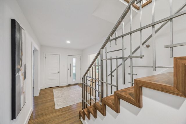 2420 Locke Lane, Houston, TX 77019