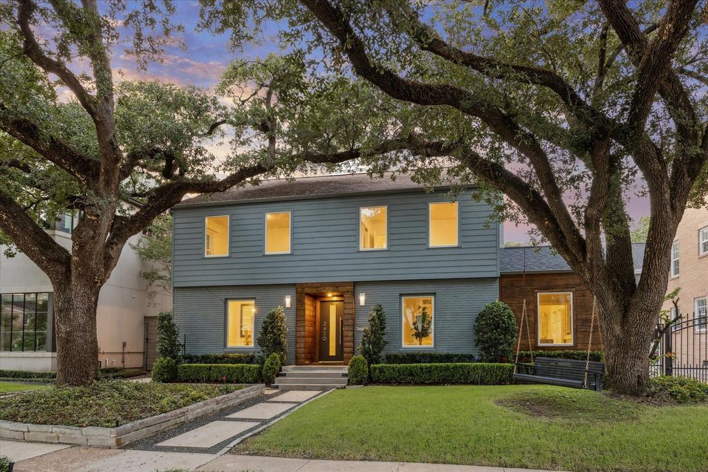 2420 Locke Lane, Houston, TX 77019