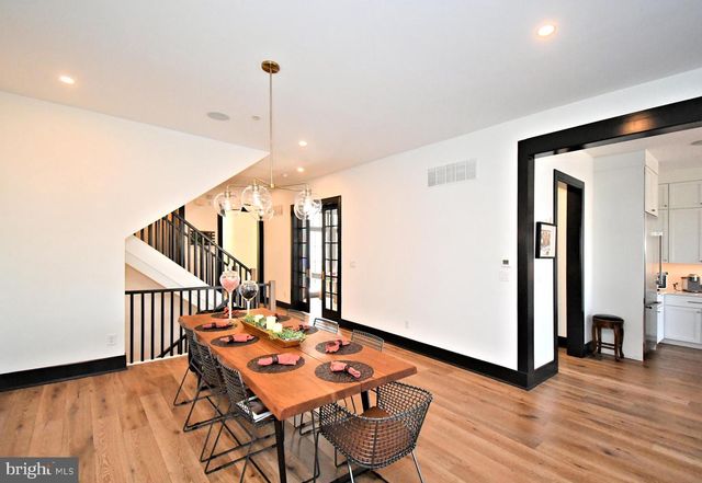 10 RICHARDS WAY, Ambler, PA 19002