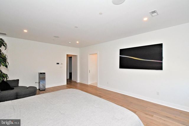 10 RICHARDS WAY, Ambler, PA 19002