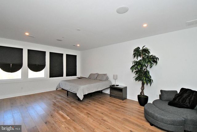 10 RICHARDS WAY, Ambler, PA 19002