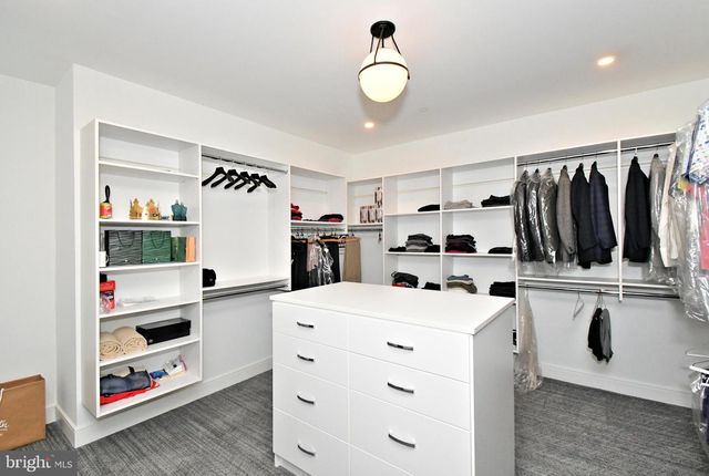 10 RICHARDS WAY, Ambler, PA 19002