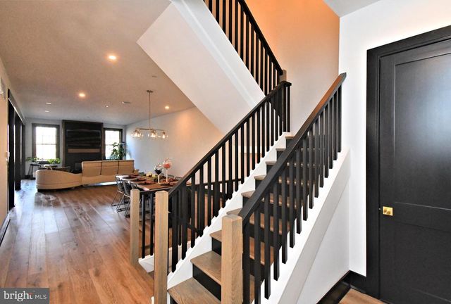 10 RICHARDS WAY, Ambler, PA 19002