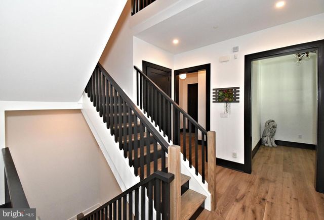 10 RICHARDS WAY, Ambler, PA 19002