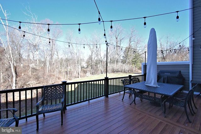 10 RICHARDS WAY, Ambler, PA 19002