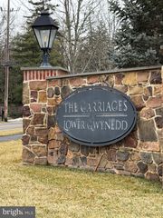 10 RICHARDS WAY, Ambler, PA 19002