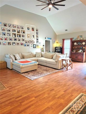 214 Beagle Street, Guyton, GA 31312