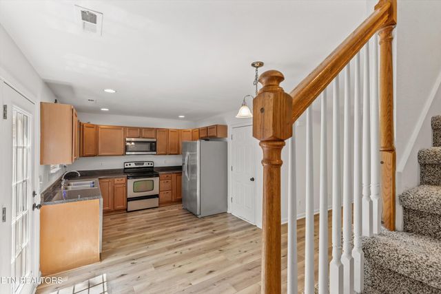 814 Blue Spruce Way, Knoxville, TN 37912