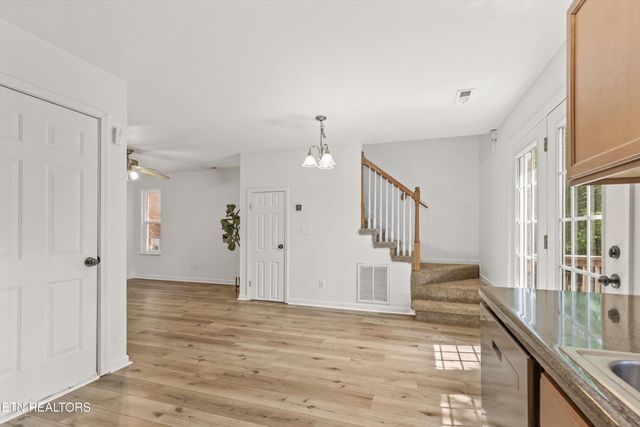 814 Blue Spruce Way, Knoxville, TN 37912