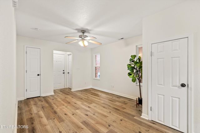 814 Blue Spruce Way, Knoxville, TN 37912