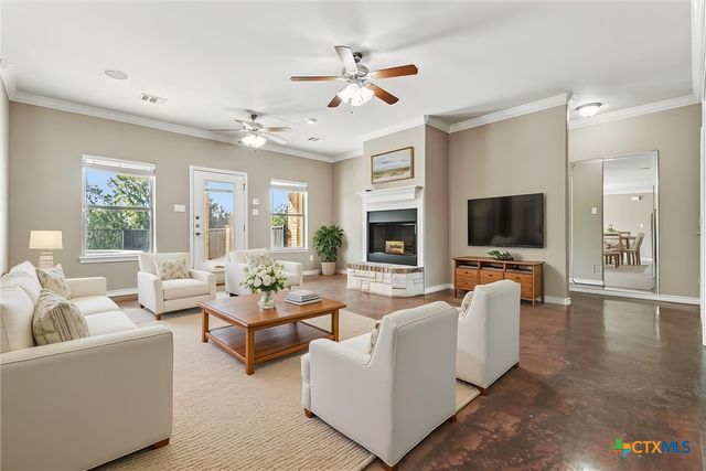 180 Honeysuckle Drive, Killeen, TX 76549