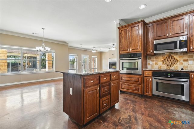 180 Honeysuckle Drive, Killeen, TX 76549